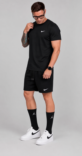 Kit Nike Dri-Fit: Camiseta + Shorts + Meia